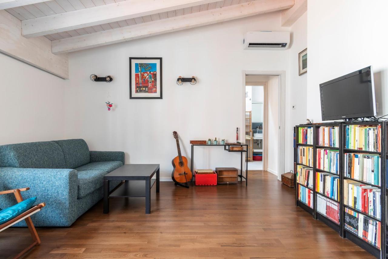 Cozy Apartment Near Central Station Мілан Екстер'єр фото